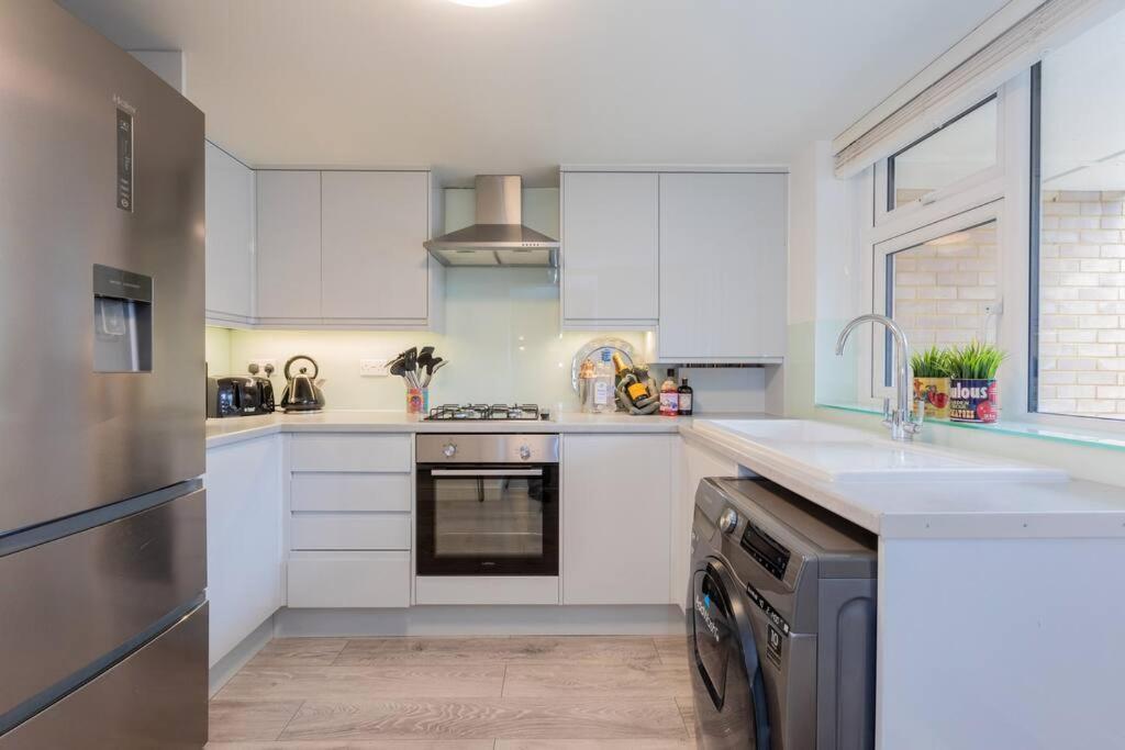 Modern Garden Flat, Walk 2 Sights Appartement